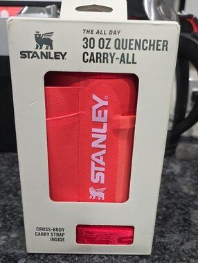 Stanley Red 30 oz Quencher Carry-All Crossbody Pack